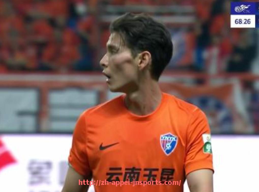 江南体育APP-法甲球队的经典进攻配合实例赏析